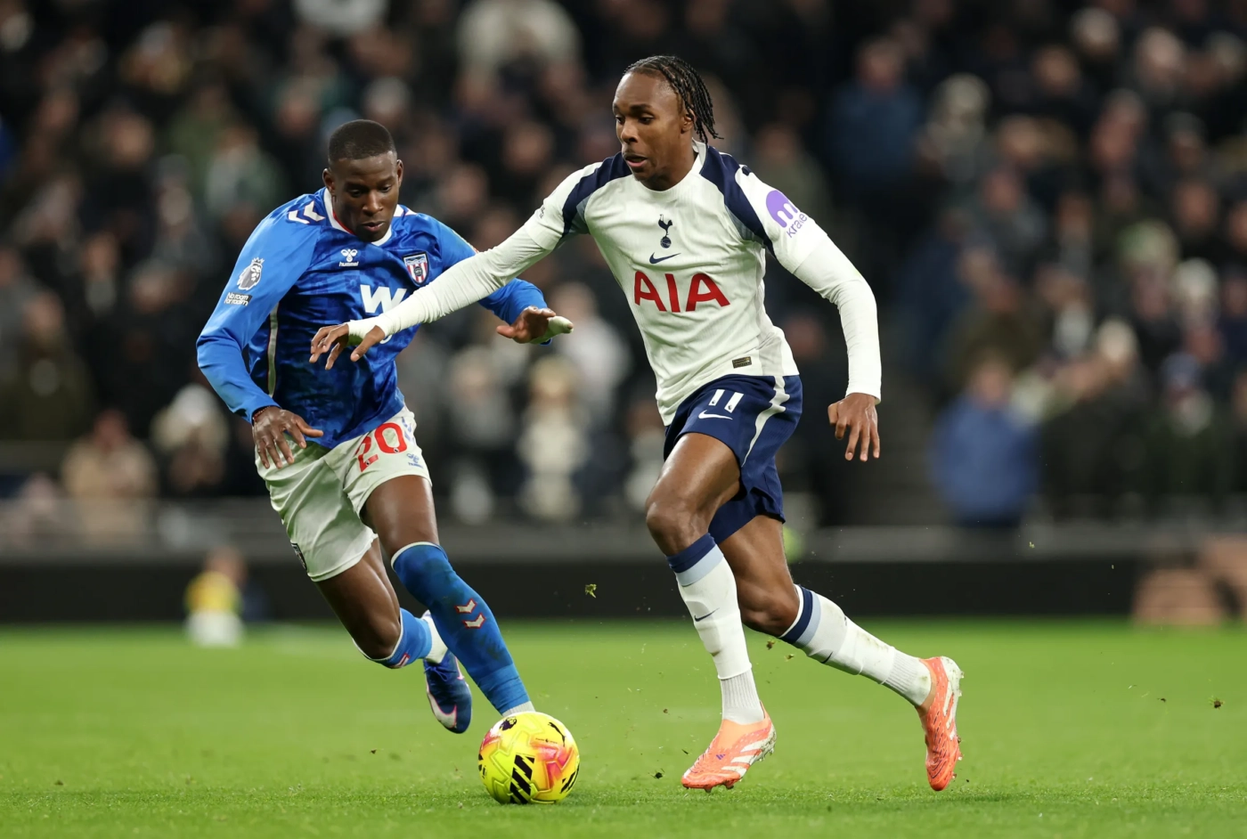 Soi kèo Sunderland vs Tottenham - Vòng 32 Ngoại Hạng Anh